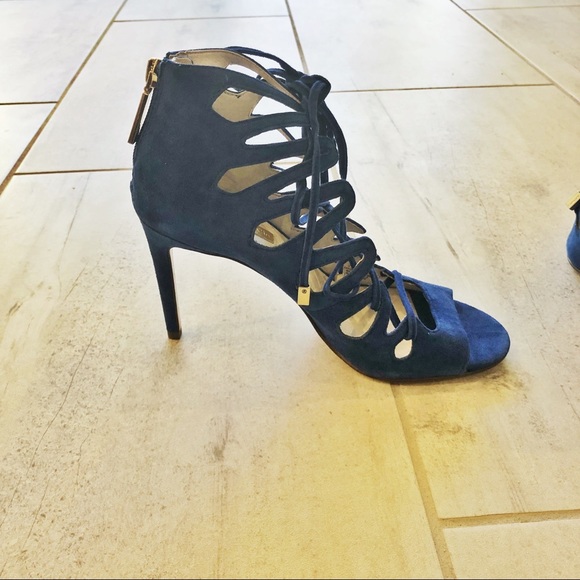 Louise et Cie Kasey Caged Ghillie Sandal - Picture 6 of 6